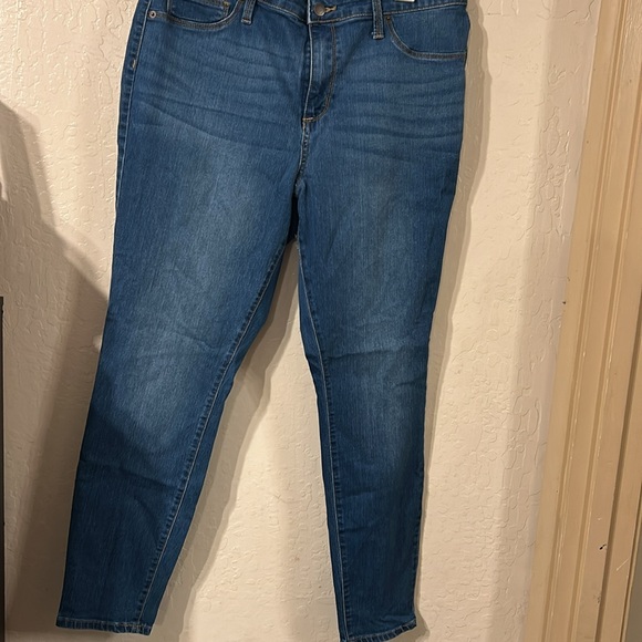 Universal Threads size 16 women’s jeggings high rise - Picture 3 of 6